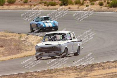 media/Oct-25-2025-West Coast Racing (Sat) [[9fdcbcd09c]]/Yellow group/Turn 3/